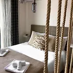 Cozy And Stylish - Just 800m From The Apartamento
