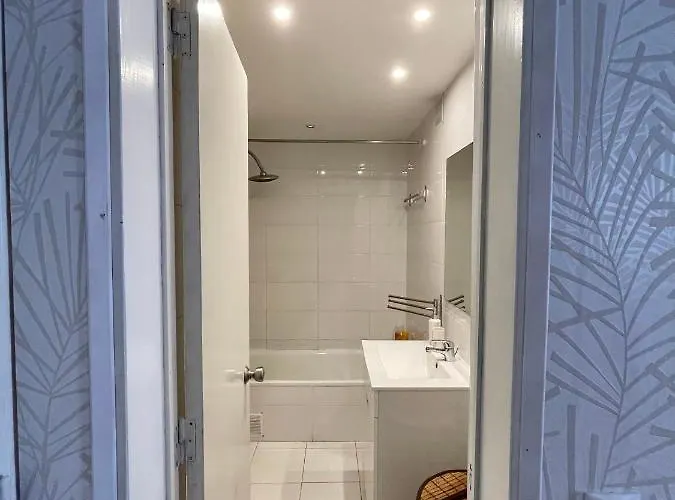 Cozy And Stylish - Just 800m From The 알부페이라